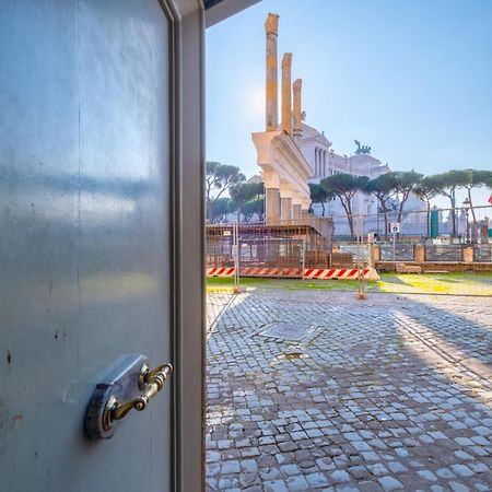 Elegant And Luxury Apartment @Altare Della Patria Roma Exterior foto